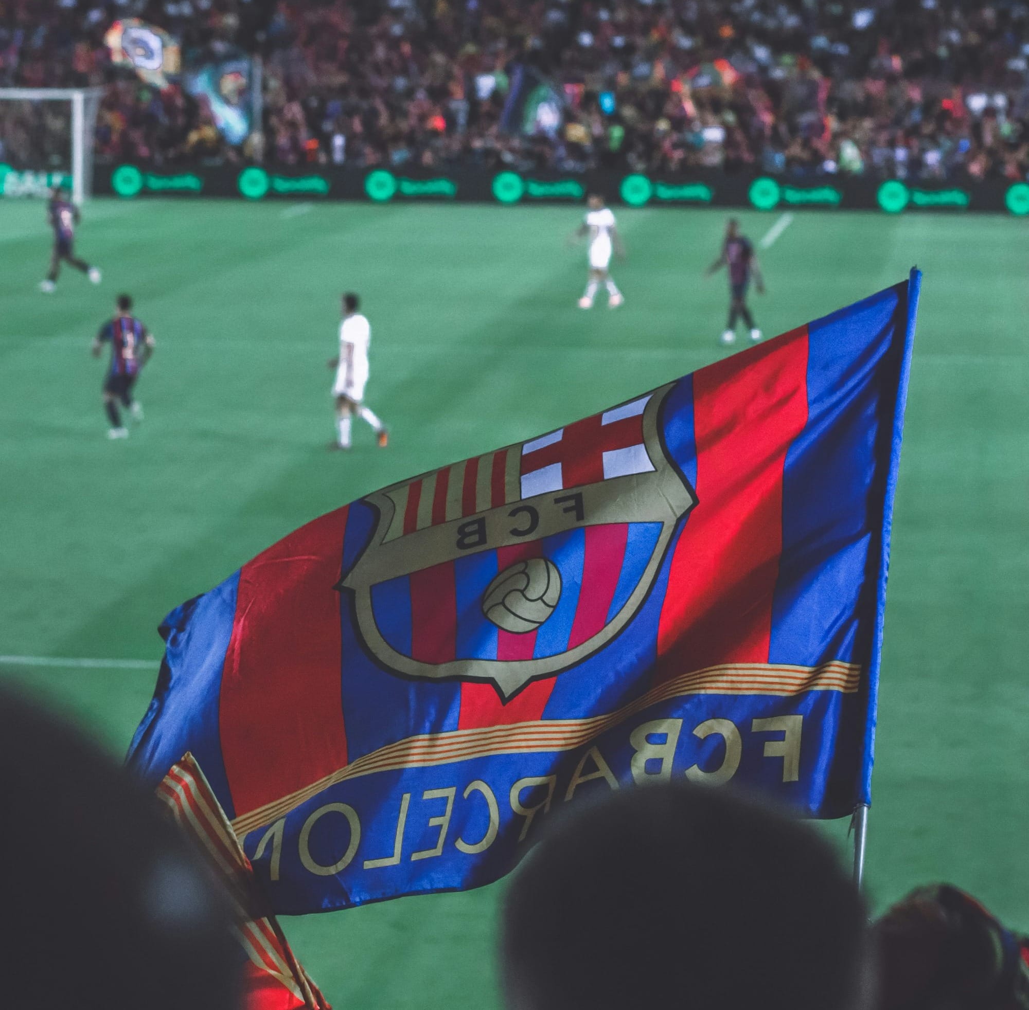 Messi reaparece como arma electoral en la precampaña del FC Barcelona