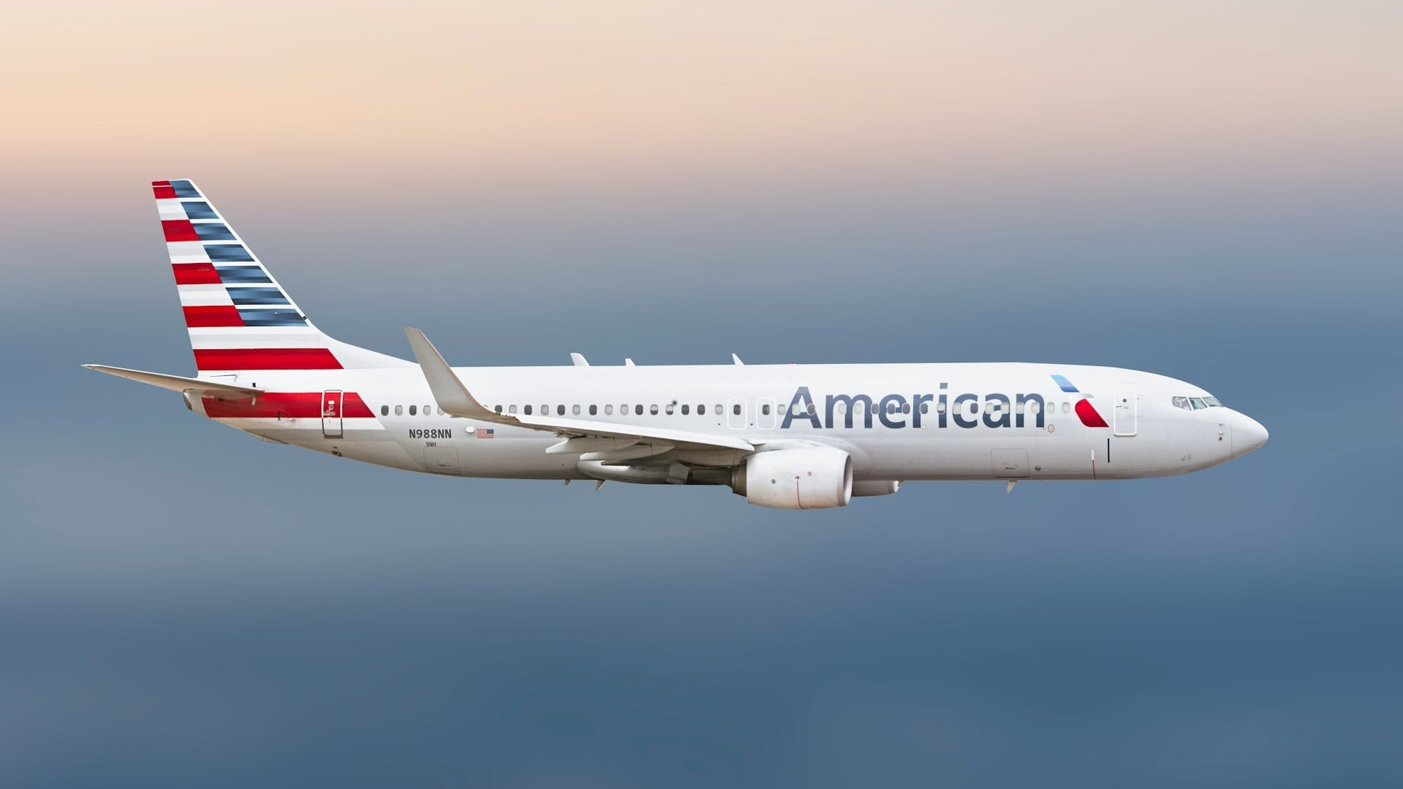 American Airlines advierte presión en tarifas por alza del combustible