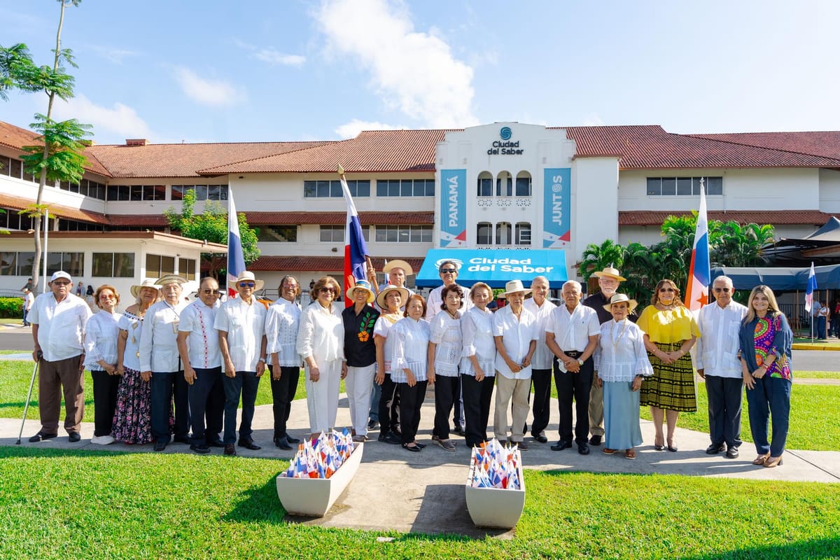 Desfile Patrio de Ciudad del Saber reunió a 20 delegaciones