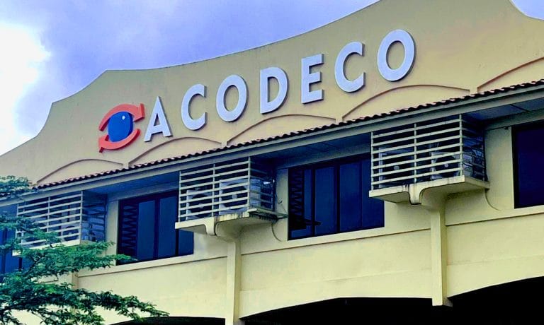 La ley de bolsas reutilizables no es un juego: ACODECO ha sancionado a comercios con más de $93,000