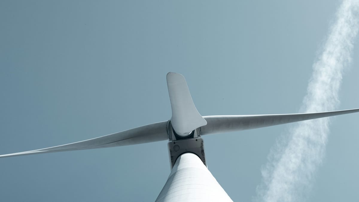 EE.UU. suspende cinco megaproyectos de energía eólica marina citando seguridad nacional