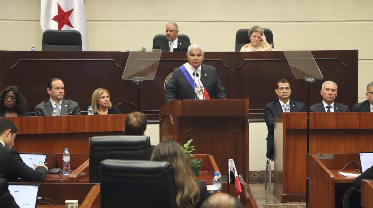 Mulino: Economía de Panamá Se Sanea y Crece