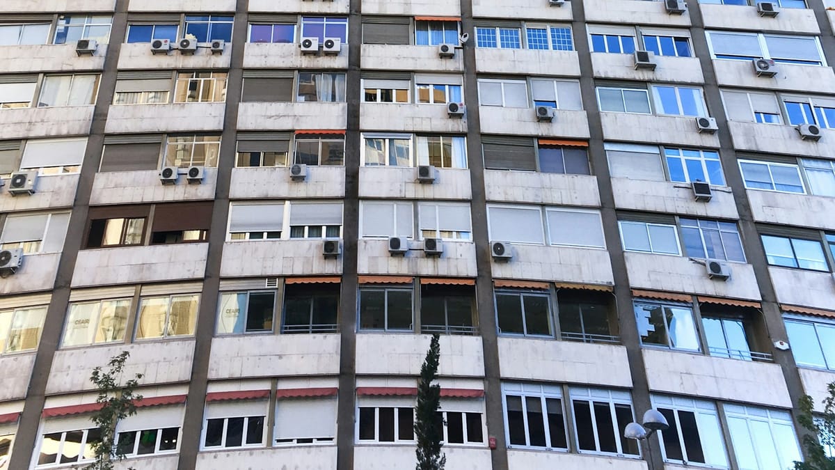 El precio de la vivienda en España se dispara 13.9% en 2025