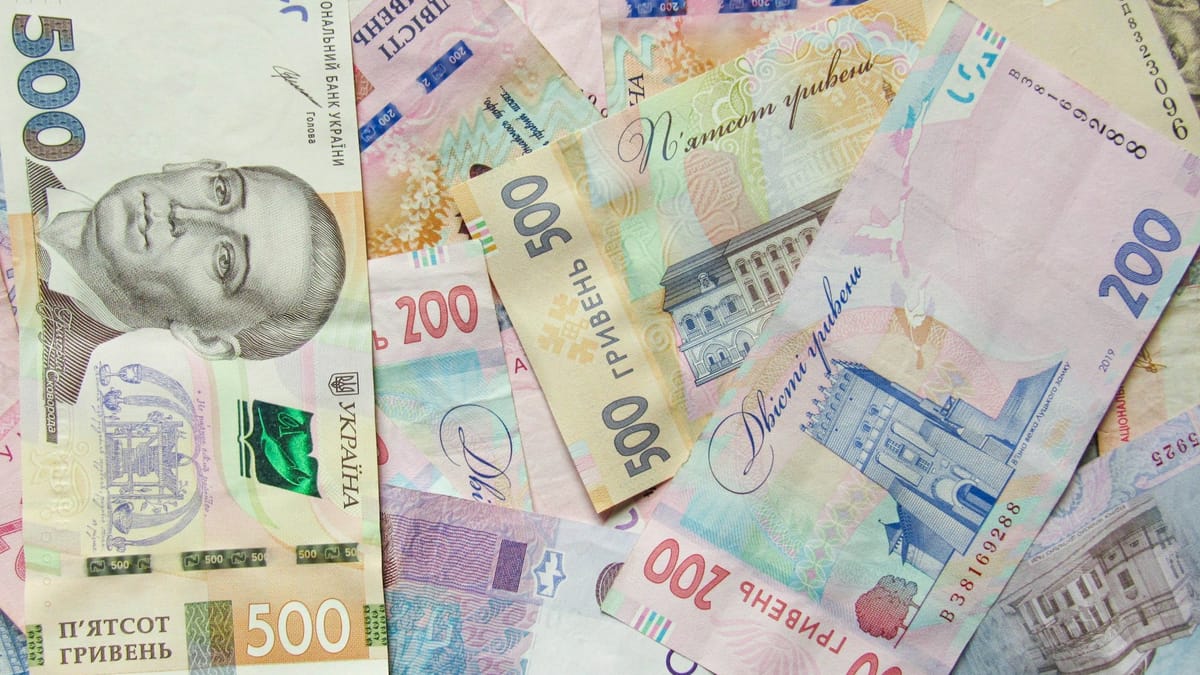 FMI recorta previsión de crecimiento global por tensiones comerciales