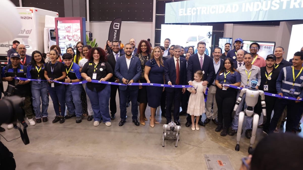 ITSE conecta academia con industria en feria