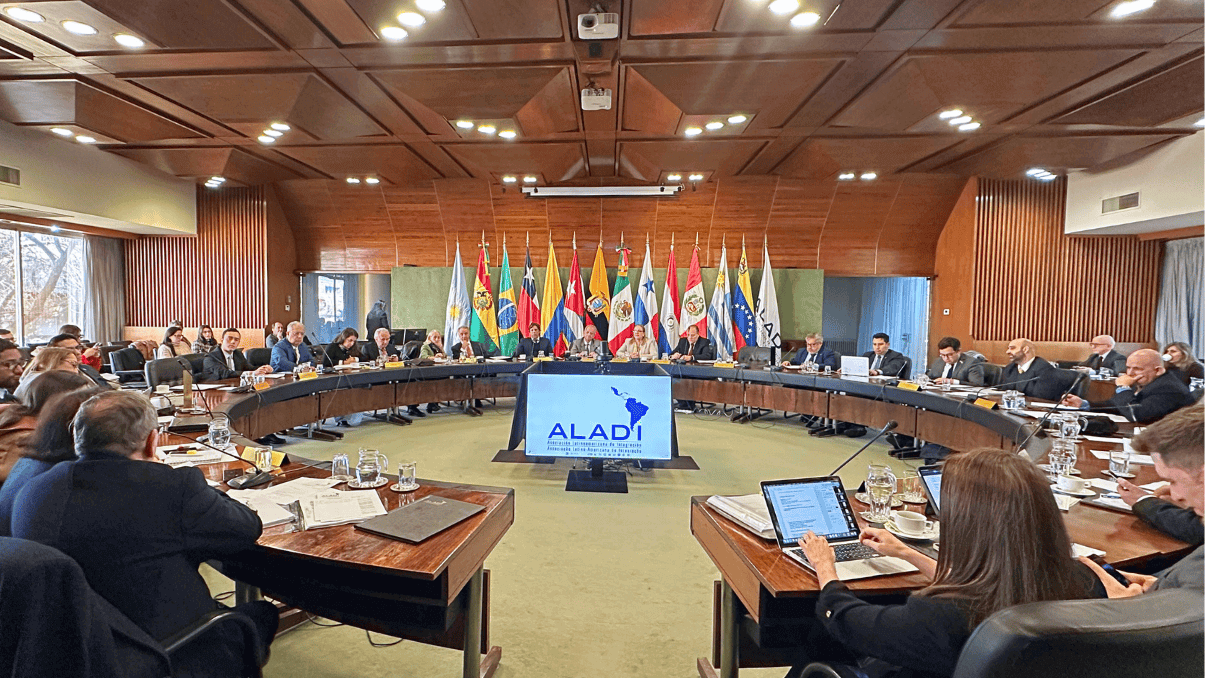 ALADI cierra acuerdo para dinamizar comercio cosmético de $55,000 millones en la región