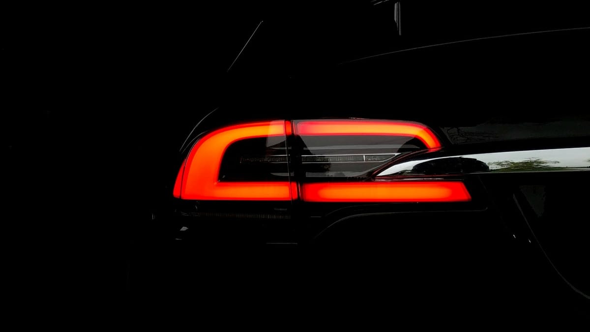 China prohíbe manijas de puerta ocultas en vehículos eléctricos por razones de seguridad