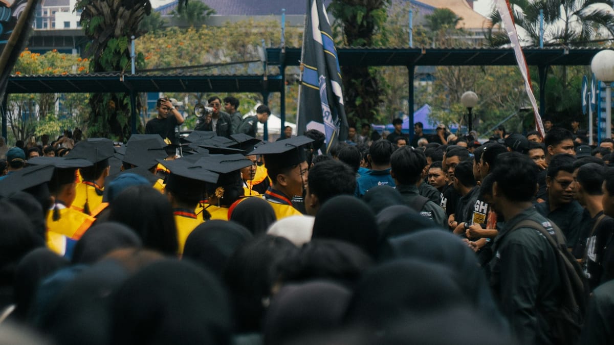 Cuadruplican los préstamos para pagar la universidad: más familias se endeudan por la educación superior