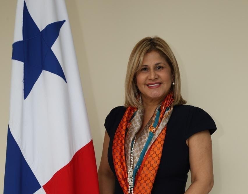 Lilibeth Cárdenas dirigirá Senniaf en Panamá