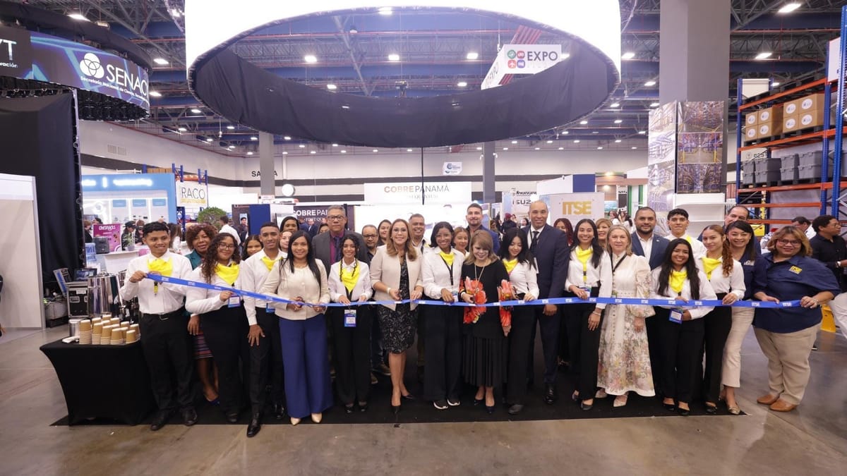 ITSE y sus alumnos toman Expo Logística