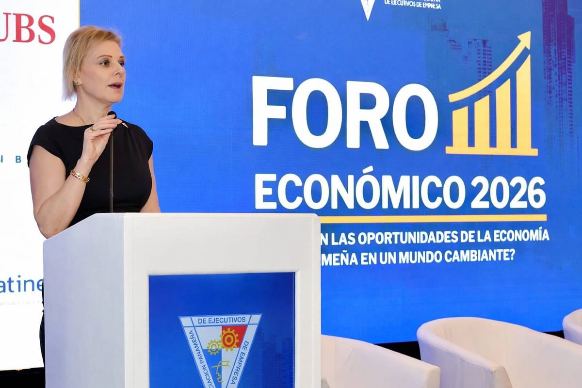 Apede reúne expertos y autoridades y analiza efecto del alza del combustible en Panamá