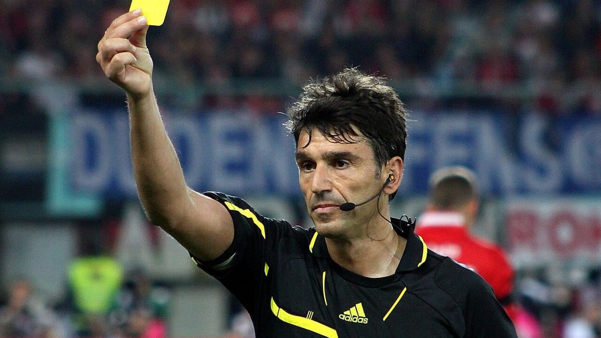 Más poder al VAR: Intervendrá en segundas amarillas y córneres mal cobrados a partir de 2026