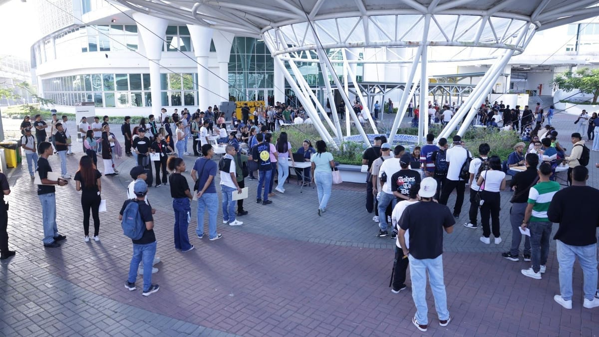 ITSE: Más de mil jóvenes realizaron prueba de ingreso