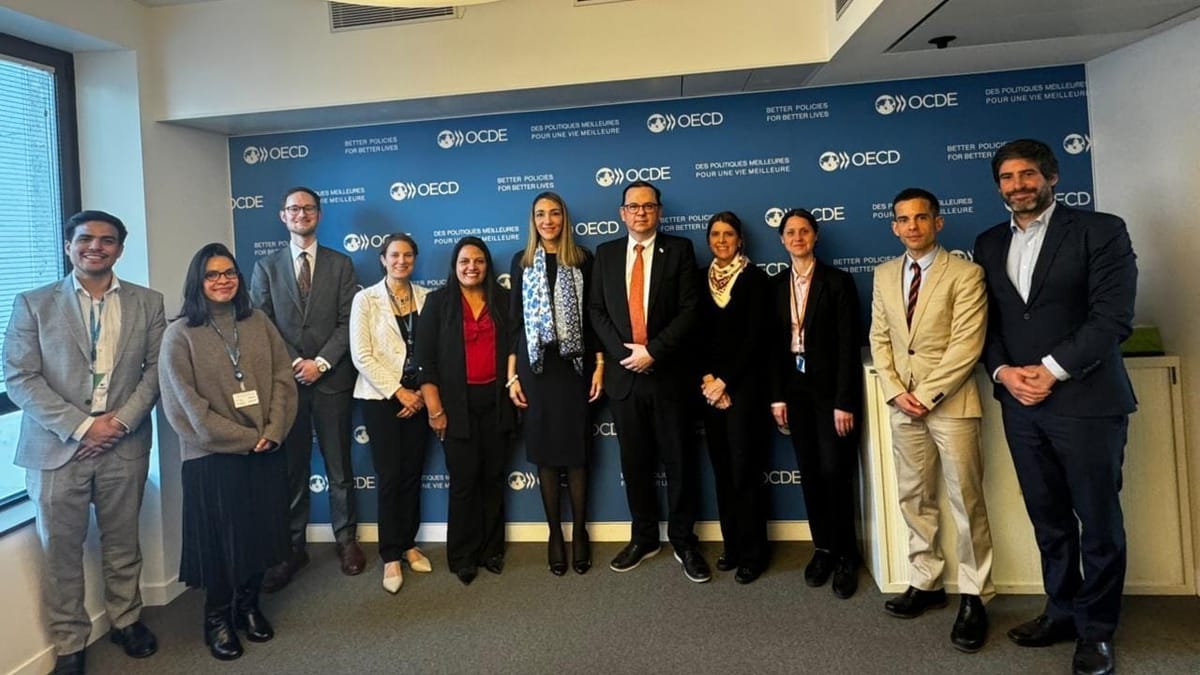 Panamá refuerza su visión de internet seguro ante OCDE