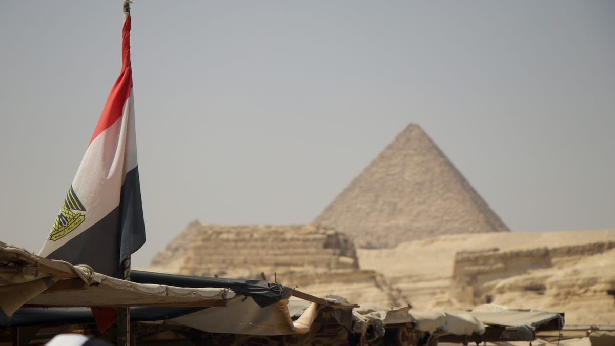 Descubren nuevo yacimiento de gas natural en el Desierto Occidental de Egipto por empresa Apache