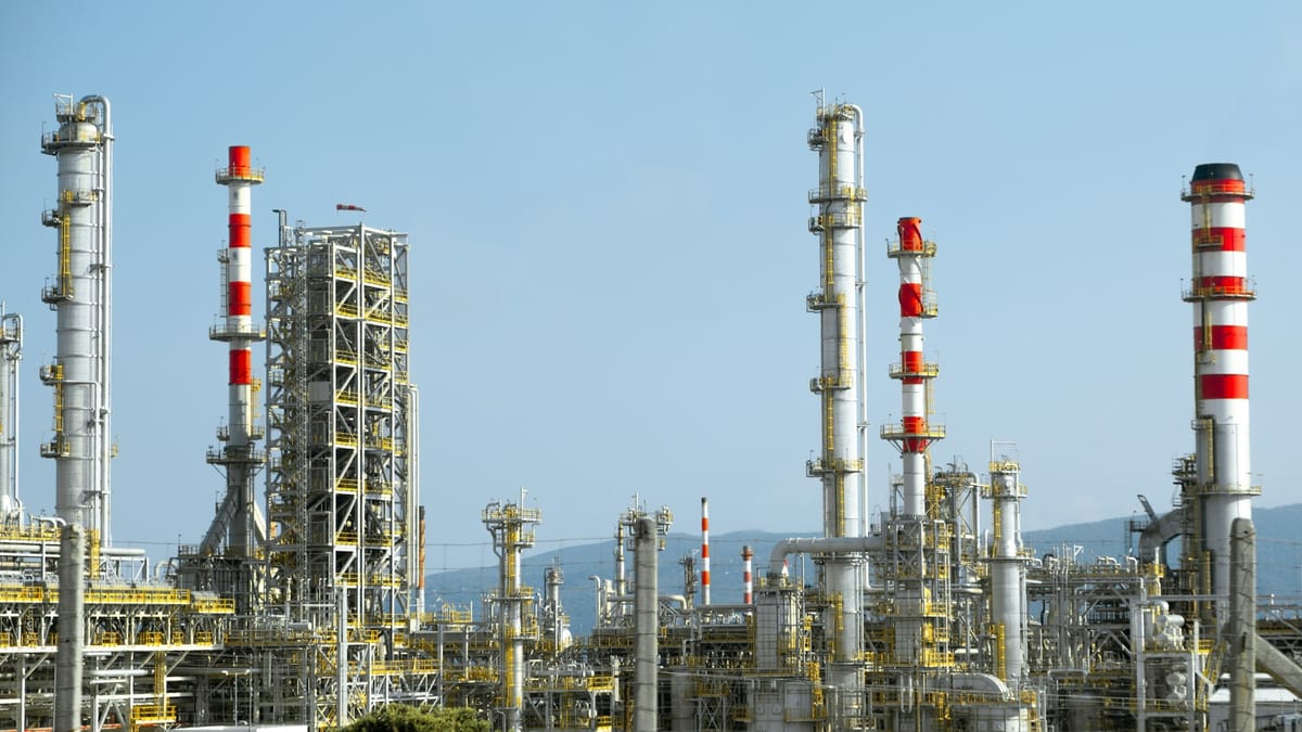 Irán ataca terminal de exportación de gas natural licuado en Qatar, paralizando exportaciones