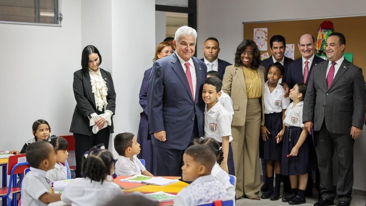 Mulino inaugura escuela República de Venezuela en Calidonia