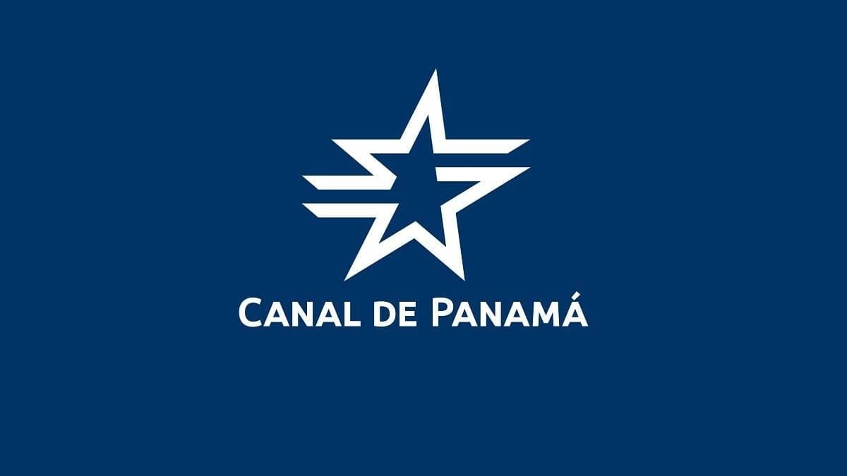 Canal de Panamá ajusta planes para megaproyectos