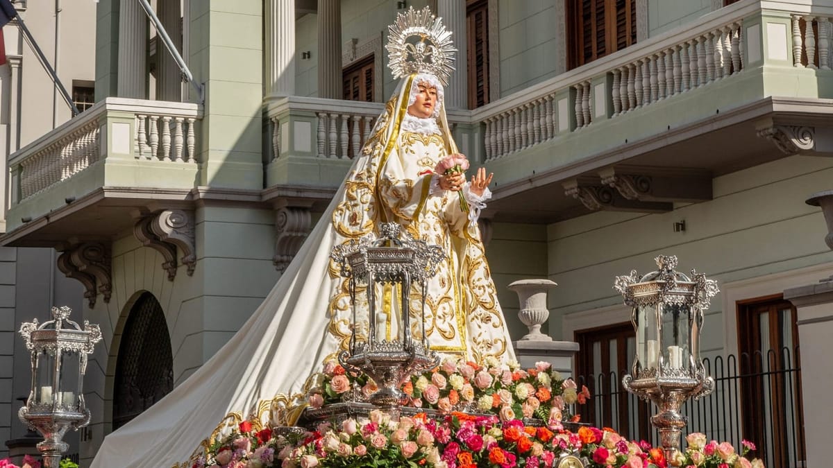 Semana Santa mueve 300,000 personas al Casco Antiguo: el turismo religioso despega en Panamá
