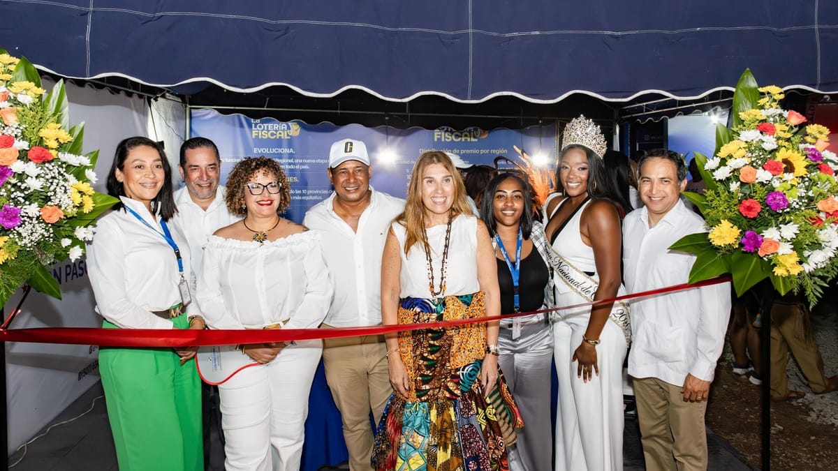 DGI se acerca a contribuyentes en Feria de Colón 2026