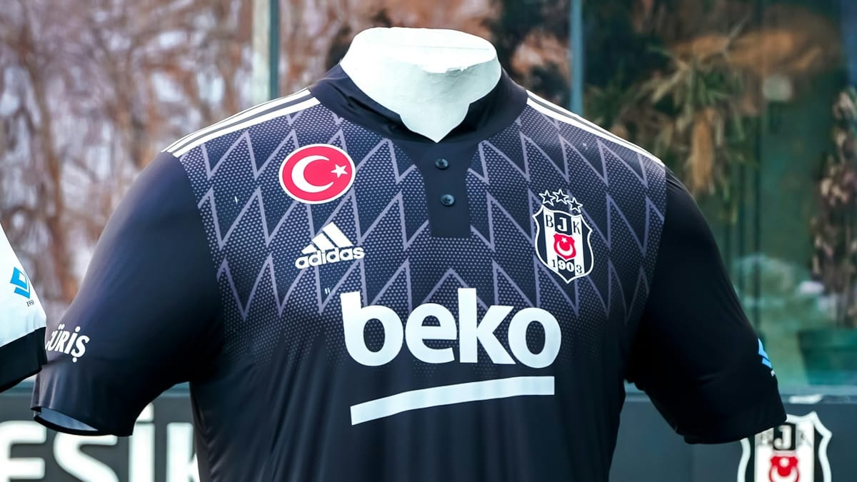 Beşiktaş confirma que Amir Murillo no sufre fractura tras golpe ante Fenerbahçe