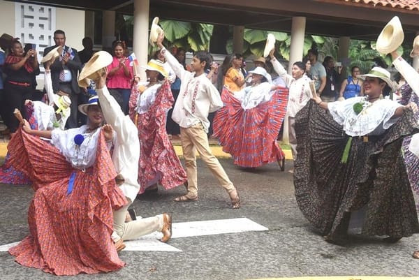 CSS cerró mes patrio con eventos culturales