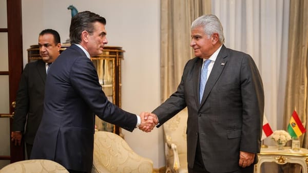 Mulino y Paz buscan relanzar relación Panamá-Bolivia