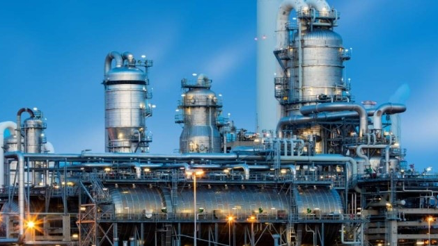 Repsol aguarda luz verde de EE. UU. para reanudar exportaciones de crudo venezolano