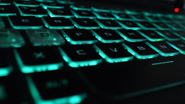 Davos en Alerta: IA es la Principal Amenaza Cibernética para Empresas