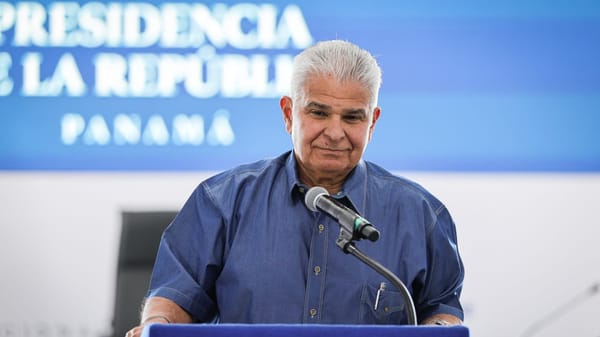 Mulino: “China necesita a Panamá” en plena crisis portuaria