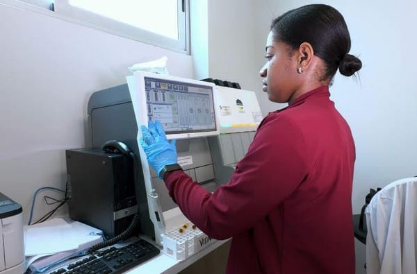 Colón agiliza pruebas de VIH con nuevo laboratorio