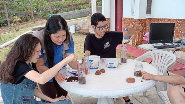Jóvenes aprenden de ambiente en Parque Chagres