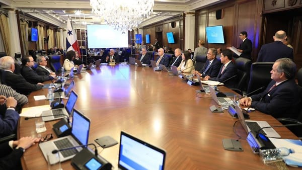 Gabinete aprueba contratos temporales para puertos clave