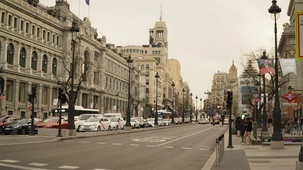 Demanda de vivienda en España sube 72% en dos años pese a la crisis inmobiliaria