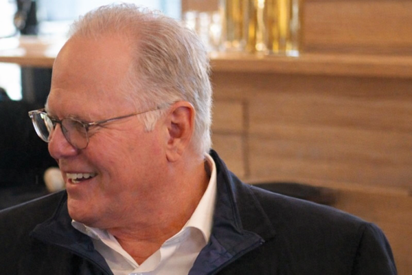 Warner Brothers Discovery calcula pago potencial a Zaslav de más de $800 millones