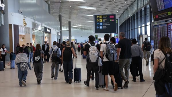 Apatel rechaza tasa de $10 a pasajeros en tránsito en Tocumen