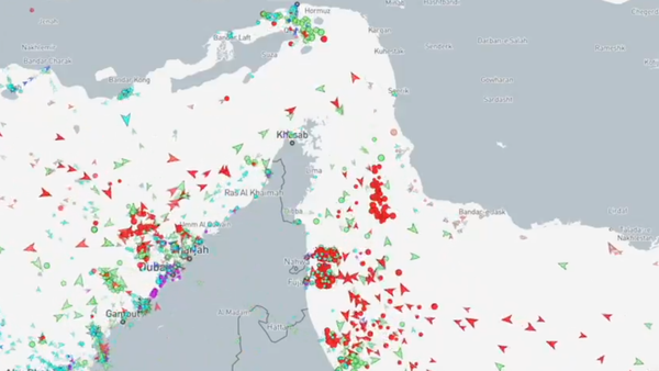 Tráfico en el Estrecho de Hormuz cae 70% tras ataques de EE.UU. a Irán y escalada regional