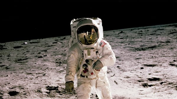 Estados Unidos acelera carrera lunar: NASA proyecta colonia y misiones desde 2029