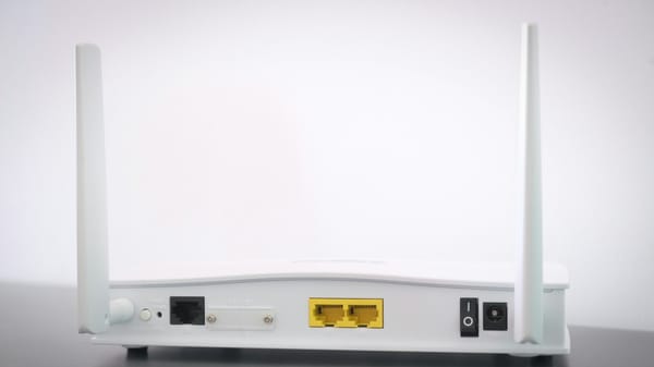 EE.UU. veta nuevos routers Wi‑Fi fabricados en el extranjero y habilita exenciones condicionadas