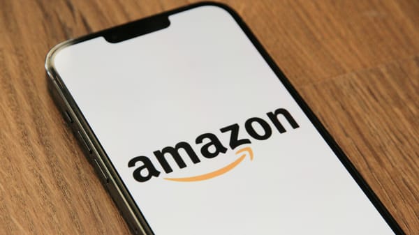Amazon aumenta su inversión a $200 mil millones en IA y datos para 2026