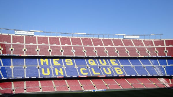 Barcelona acelera la búsqueda de un nueve tras el repunte de Lewandowski y la sequía de Ferran